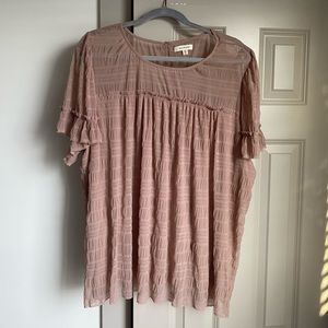 Womens Plus Max Studio Short Sleeve Blouse